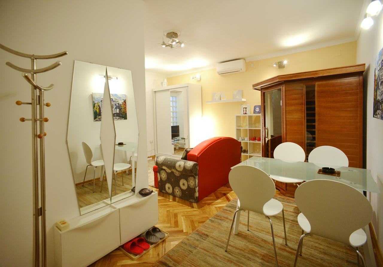 Apartment Hermes Belgrad Exteriör bild